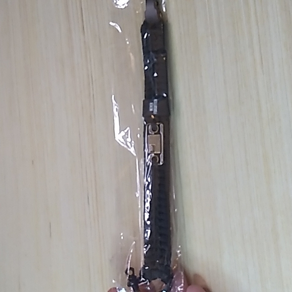 9-10 inches black bracelet emergency cord w Metal flag & never forget on it - Picture 2 of 5